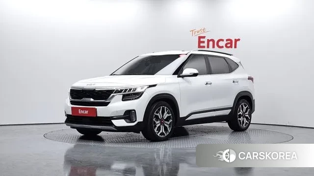 Kia Seltos 2022 Белый из Кореи
