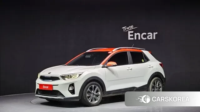 Kia Stonic 2018 Белый из Кореи