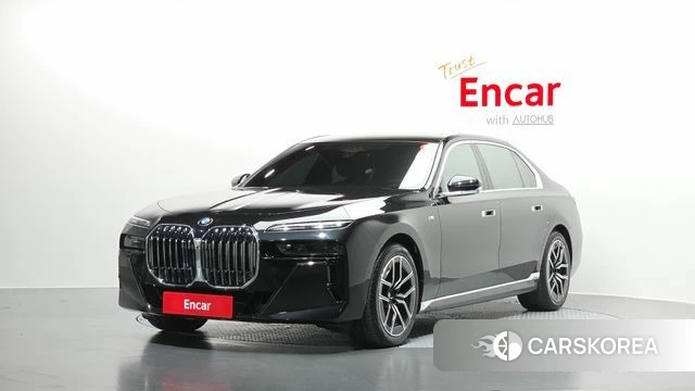 BMW 7 Series (G70) 2025 Черный из Кореи