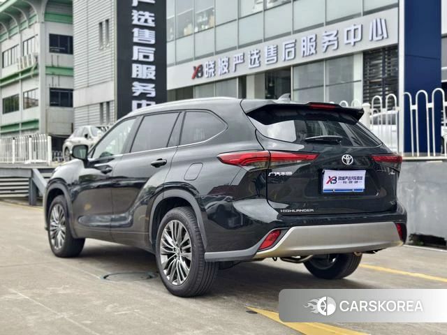Toyota Highlander 2026 Черный из Китая