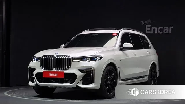 BMW X7 (G07) 2022 Белый из Кореи