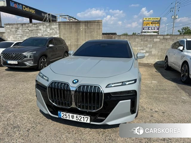 BMW 7 Series (G70) 2025 Серый из Кореи