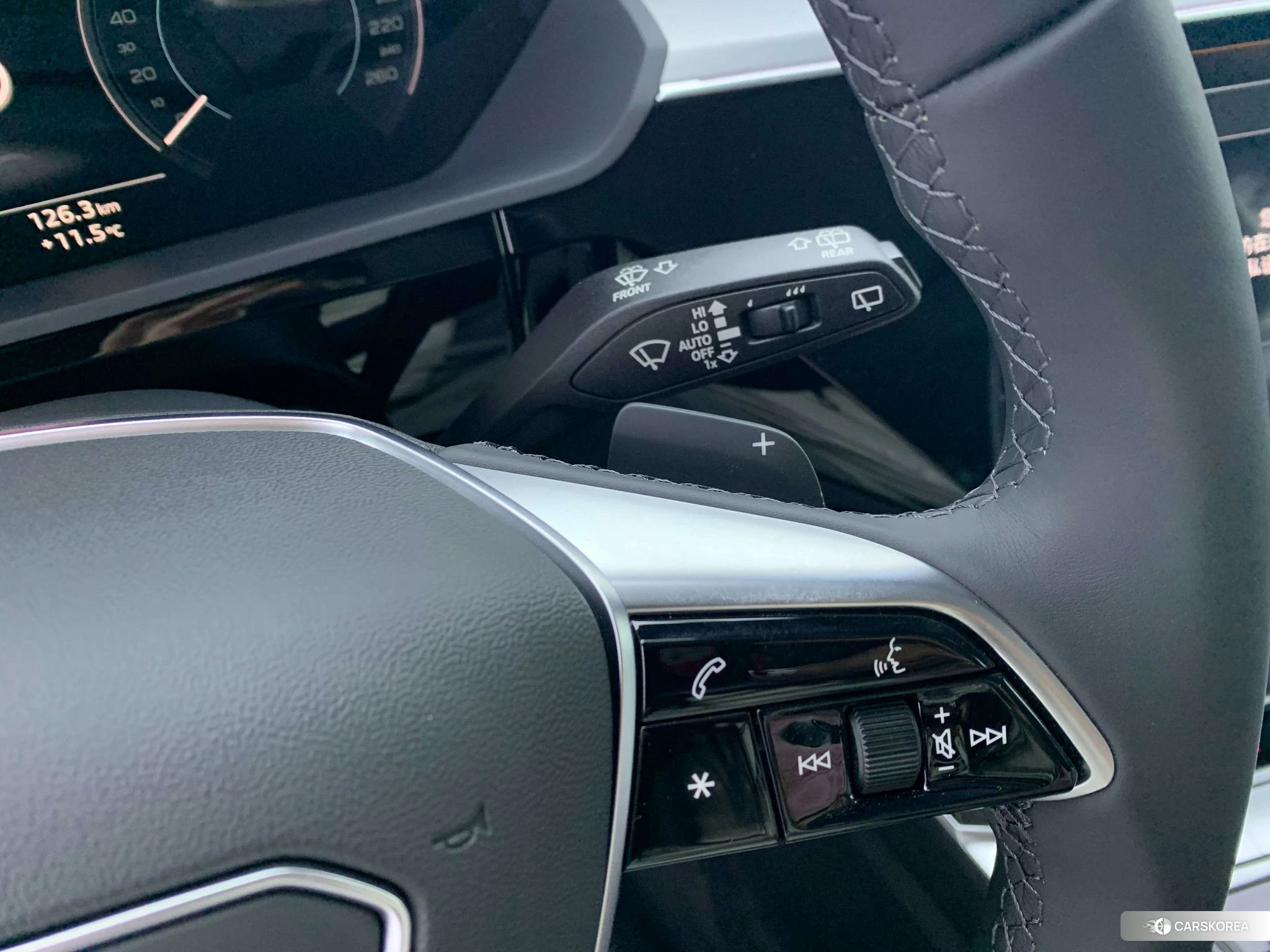 Audi e-tron 2021 Белый из Китая