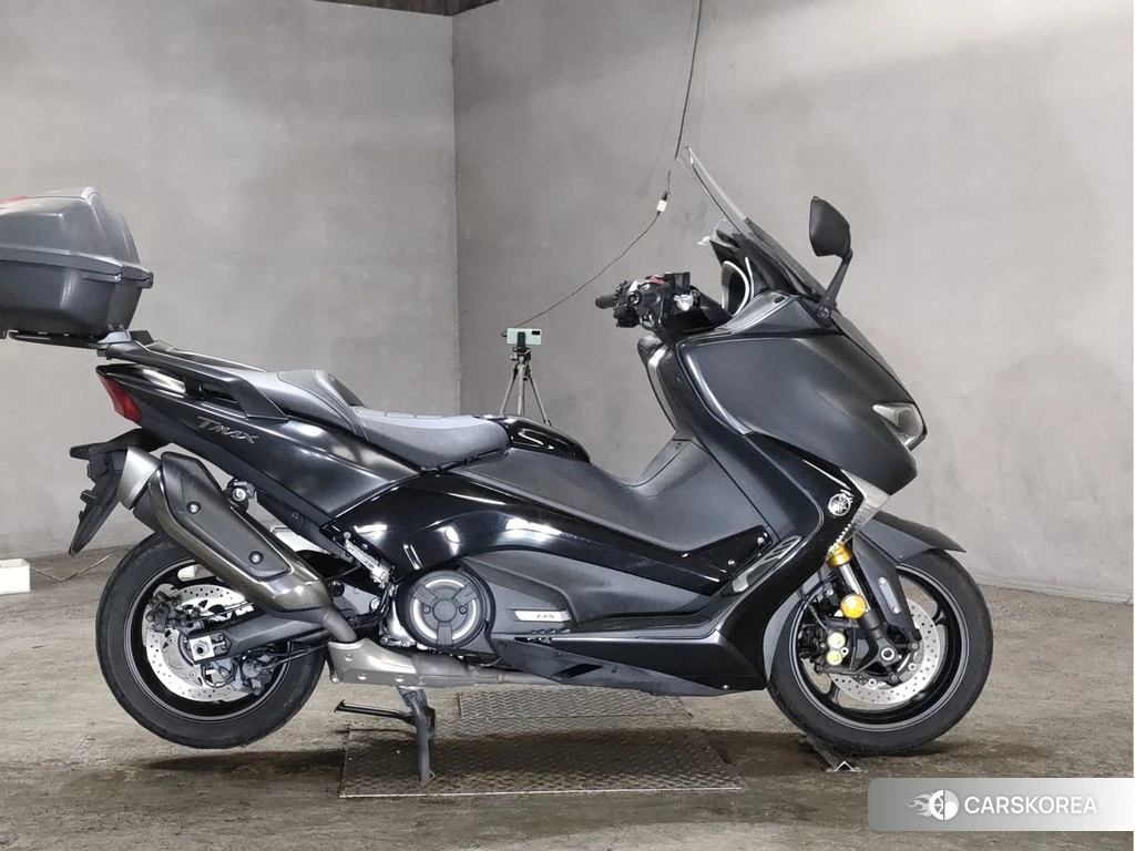 Проданный Yamaha T-MAX 530 DX 2017 из Японии