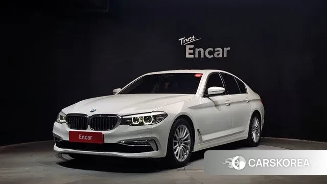 BMW 5 Series (G30) 2019 Белый из Кореи
