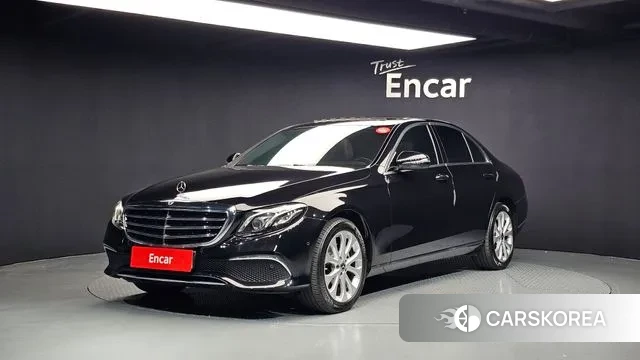 Mercedes-Benz E-Class W213 2019 Черный из Кореи