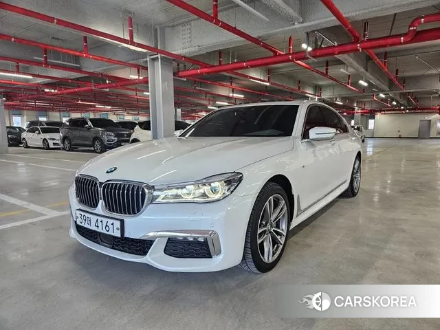 BMW 7 Series (G11) 2018 Белый из Кореи