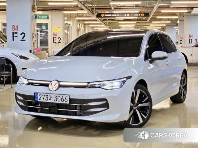Volkswagen Golf 8th Generation 2026 Белый из Кореи