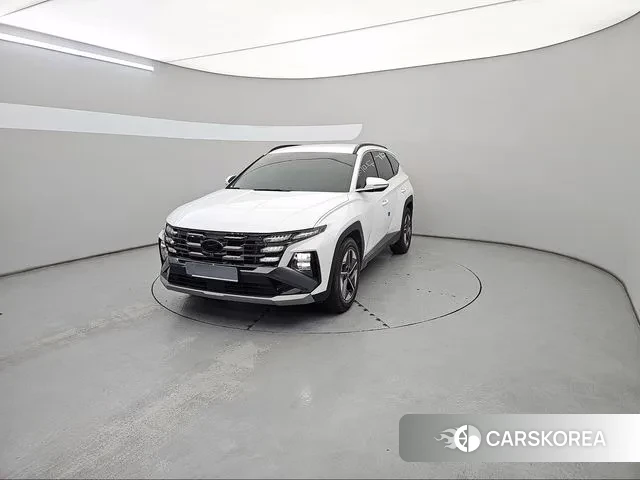 Hyundai The New Tucson Hybrid (NX4) 2024 Белый из Кореи