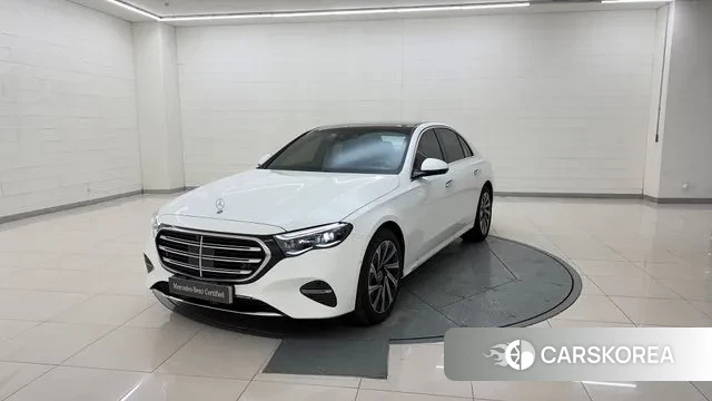 Mercedes-Benz E-Class W214 2025 Белый из Кореи