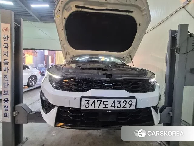 Kia The New K5 3rd generation 2024 Белый из Кореи