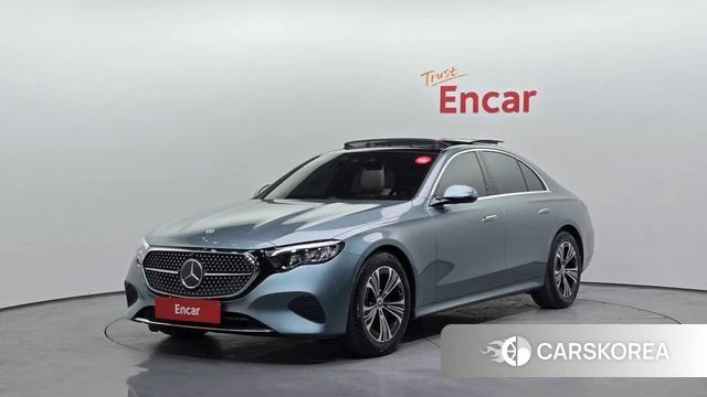 Mercedes-Benz E-Class W214 2025 Синий нефрит из Кореи