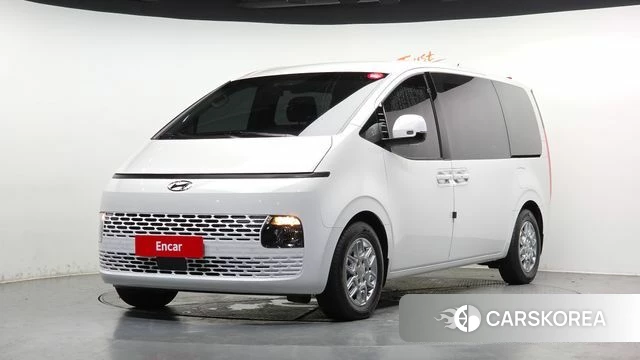Hyundai Staria 2023 Белый из Кореи