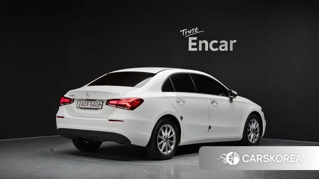 Mercedes-Benz A-Class W177 2020 Белый из Кореи