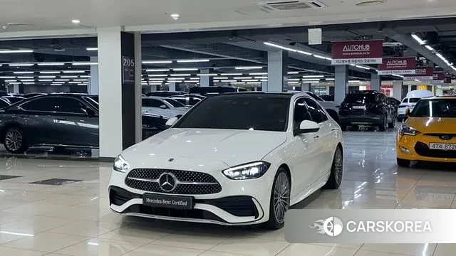 Mercedes-Benz C-Class W206 2023 Белый из Кореи