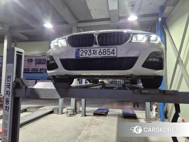 BMW 3 Series (G20) 2021 Белый из Кореи