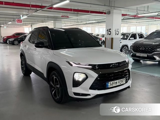 Chevrolet (GM Daewoo) Trailblazer 2021 Белый из Кореи