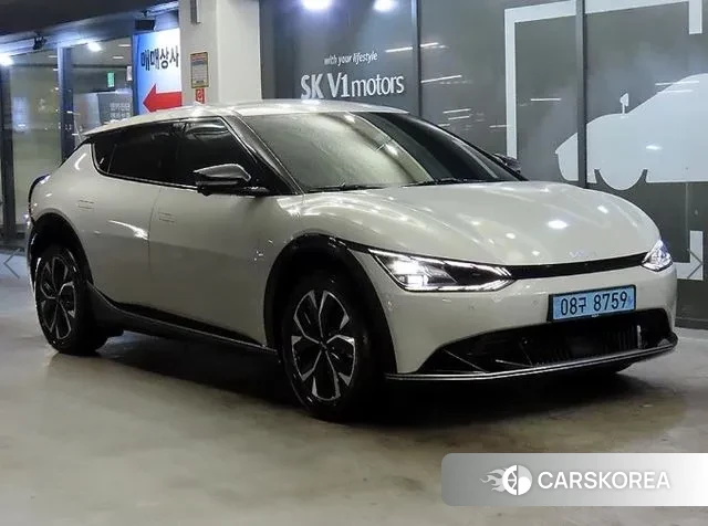 Kia EV6 2023 Серебристо-серый из Кореи