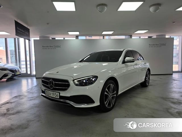 Mercedes-Benz E-Class W213 2022 Белый из Кореи