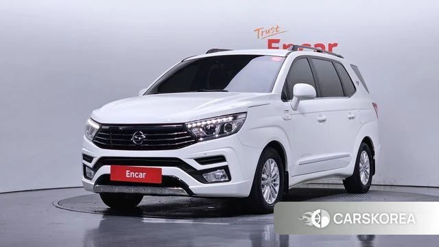 Ssangyong Korando Turismo 2019 Белый из Кореи