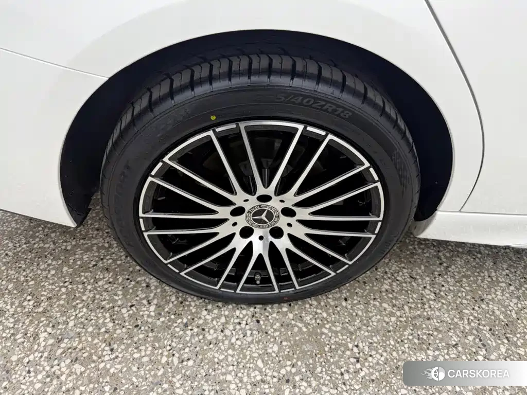 Mercedes-Benz C-class 2023 Белый из Китая