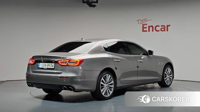 Maserati Quattroporte 2020 Серый из Кореи