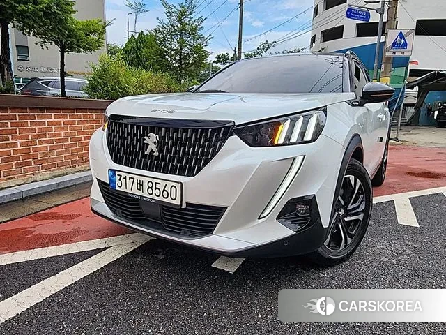 Peugeot 2008 Second generation 2021 Белый из Кореи
