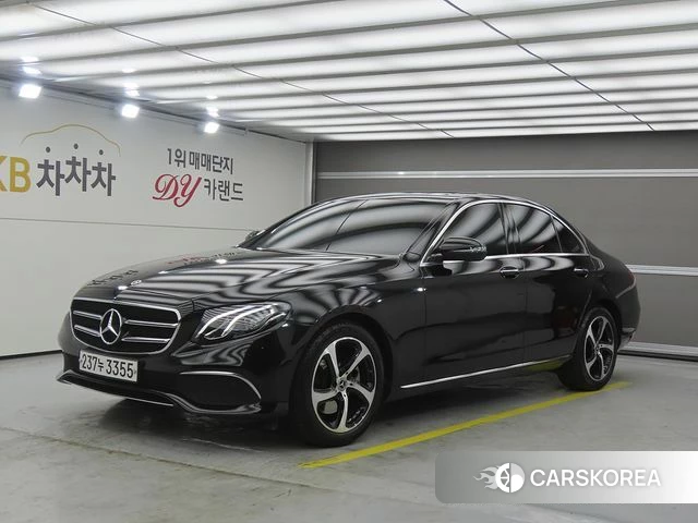 Mercedes-Benz E-Class W213 2020 Черный из Кореи
