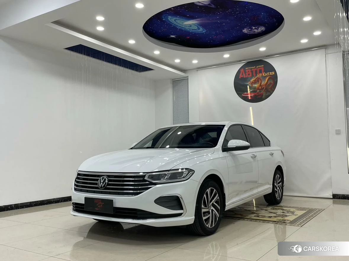 Volkswagen Lavida 2022 Белый из Китая