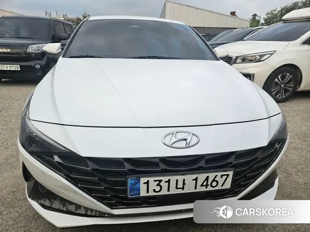 Hyundai Avante Hybrid (CN7) 2020 Белый из Кореи