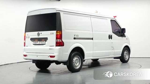 Dongfeng Socon C35 2018 Белый из Кореи