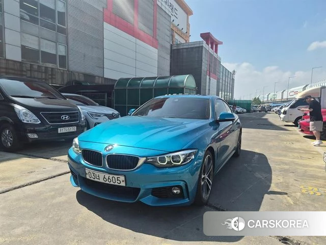 BMW 4 Series (F32) 2018 Синий нефрит из Кореи