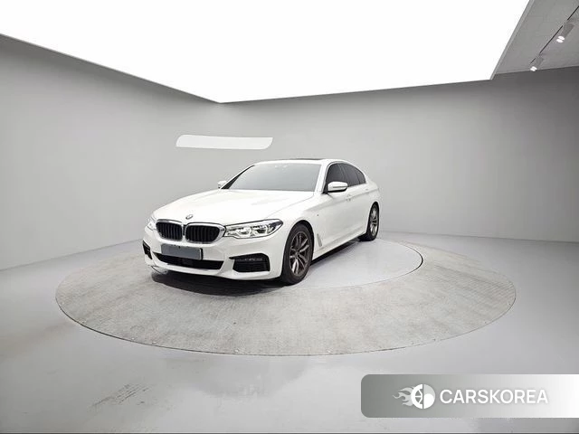 BMW 5 Series (G30) 2020 Белый из Кореи