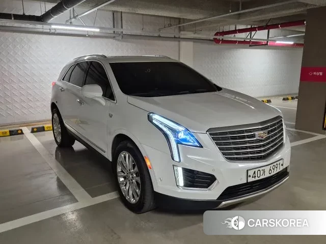 Cadillac XT5 2018 Белый из Кореи