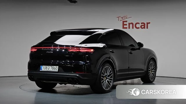Porsche Cayenne (PO536) 2021 Черный из Кореи