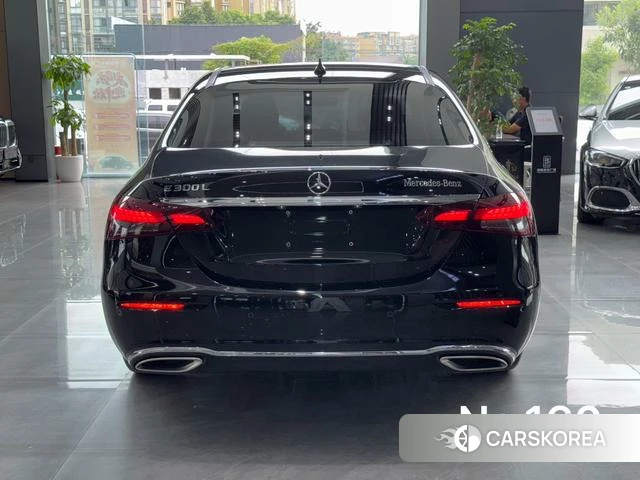 Mercedes-Benz E-class 2021 Черный из Китая