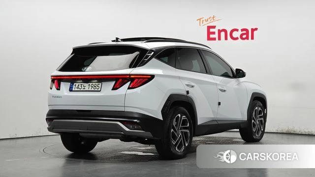 Hyundai The New Tucson Hybrid (NX4) 2024 Белый из Кореи