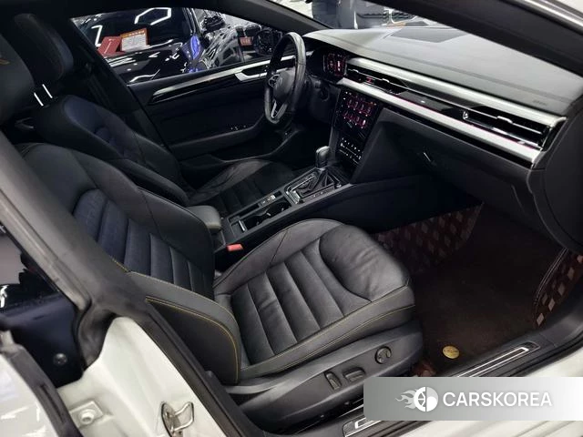 Volkswagen CC 2022 Белый из Китая