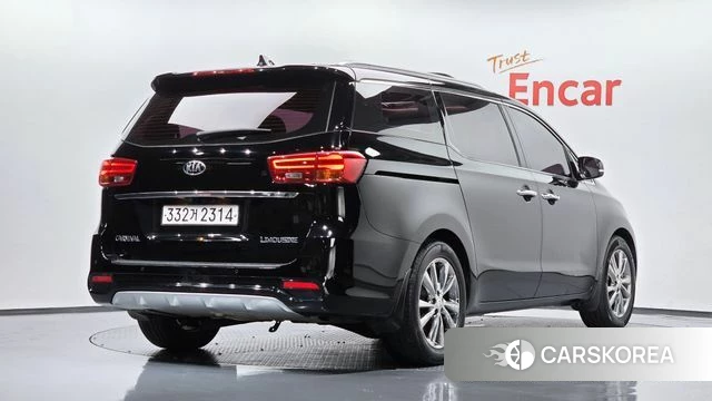 Kia The New Carnival 2018 Черный из Кореи