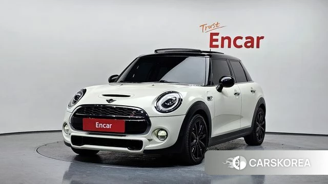 Mini Cooper S 2019 Жемчужный двухцветный из Кореи
