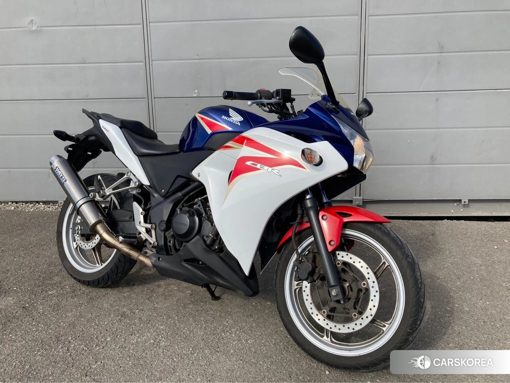 Проданный Honda CBR250R 2011 из Японии, фото 2