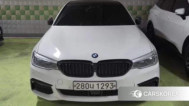 BMW 5 Series (G30) 2019 Белый из Кореи