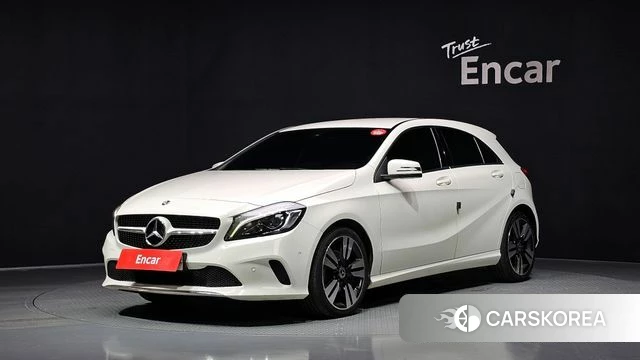 Mercedes-Benz A-Class W176 2018 Белый из Кореи