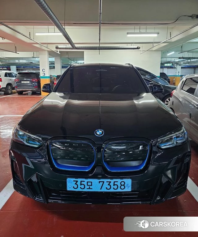 BMW iX3 2024 Черный из Кореи