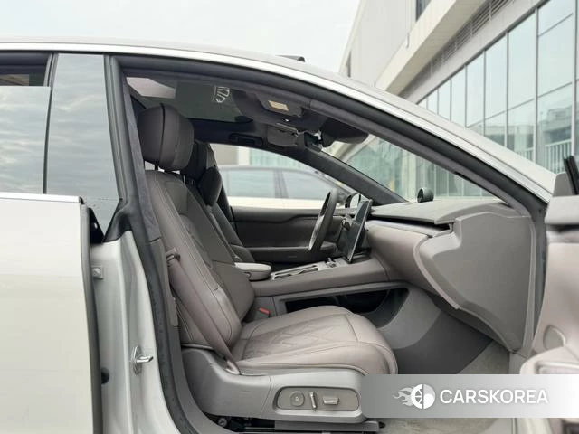 Weilai ET7 2025 Серебристо-серый из Китая