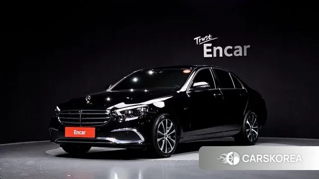 Mercedes-Benz E-Class W213 2021 Черный из Кореи