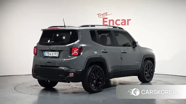 Jeep Renegade 2022 Серый из Кореи