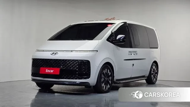 Hyundai Staria 2025 Белый из Кореи