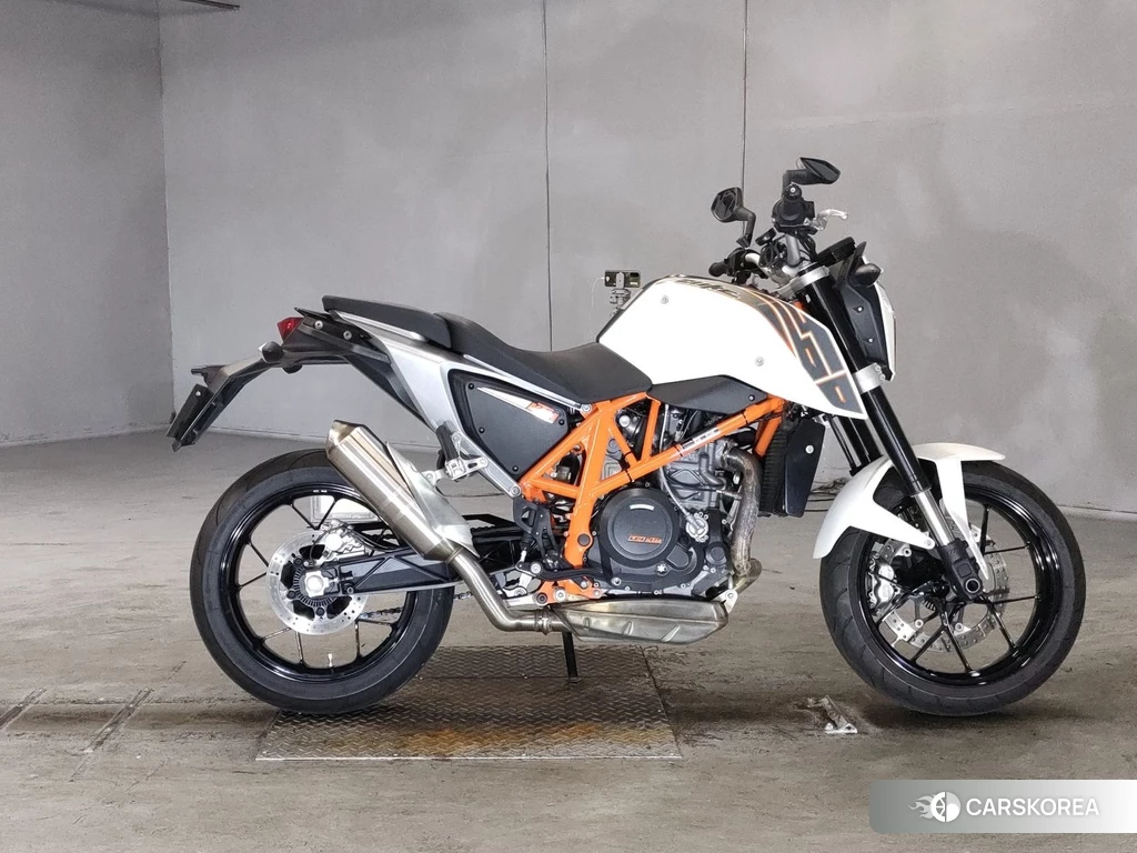 Проданный KTM 690 DUKE 2013 из Японии