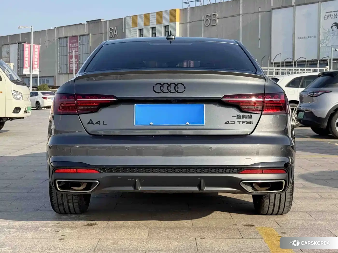 Audi A4L 2023 Silver/gray из Китая